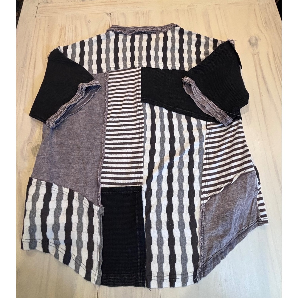 Oli & Hali Women's Patchwork Button Up Shirt Black Grey Stripe Raw Hem Boho L - Picture 10 of 16